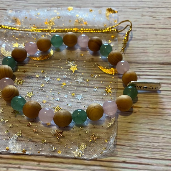 Jewelry - Rose quartz and green adventurine bead bracelet.